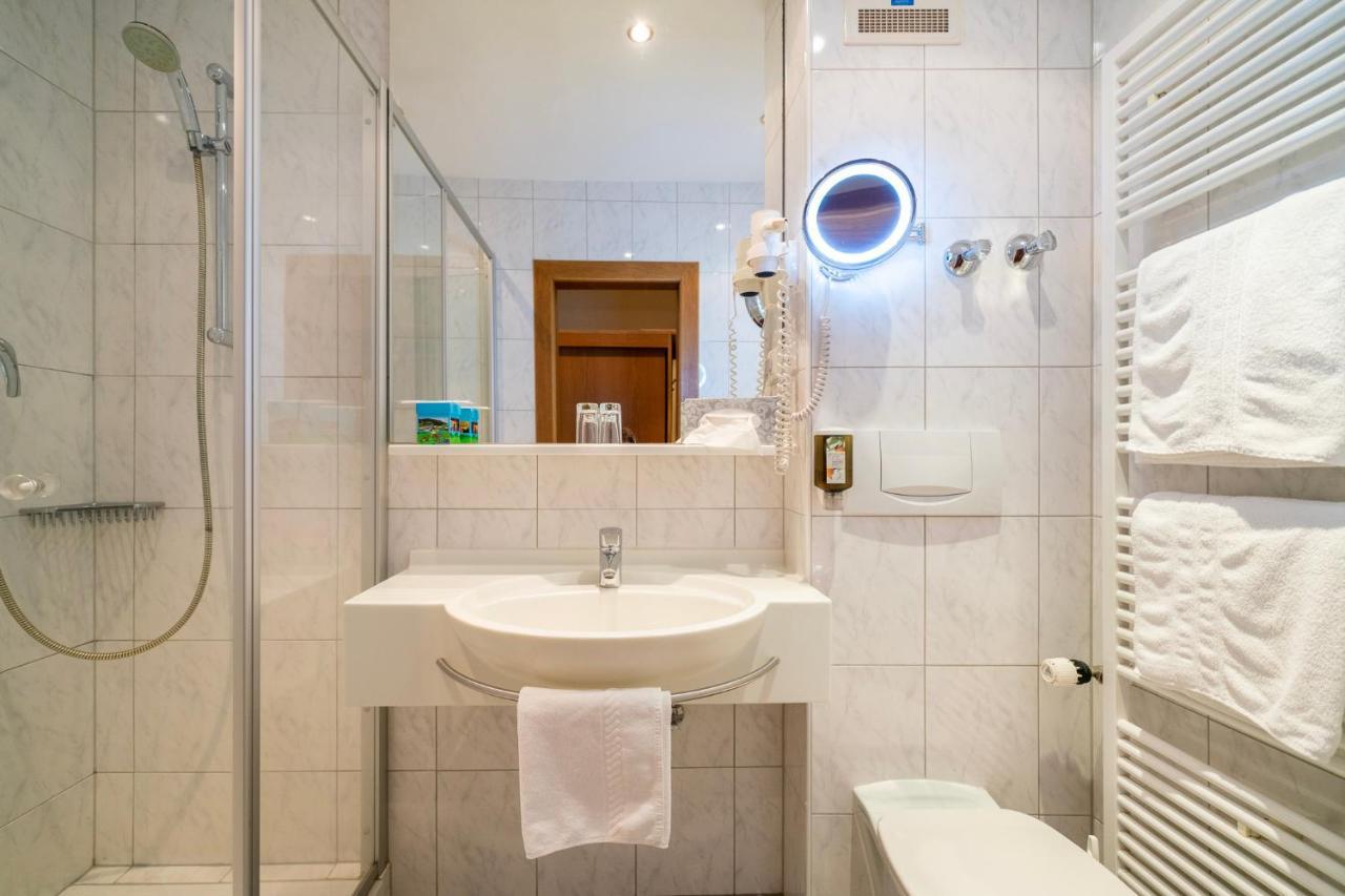Hotel Alte Post Feld am See Dış mekan fotoğraf